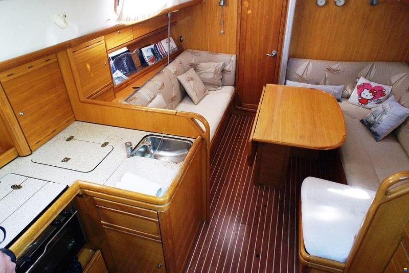 Bavaria 37 CRUISER