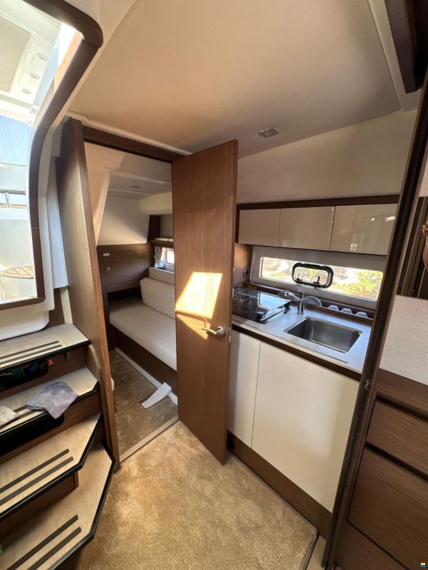 Jeanneau 2025 JENNEAU LEADER 36/38.1 FT