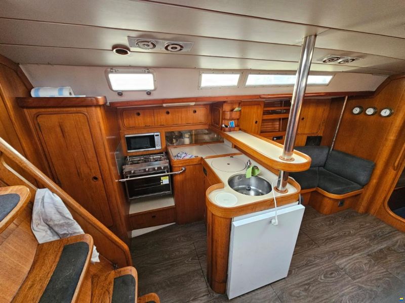 Beneteau First 51