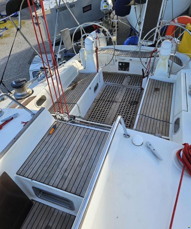 Beneteau First 51