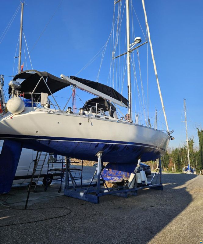 Beneteau First 51