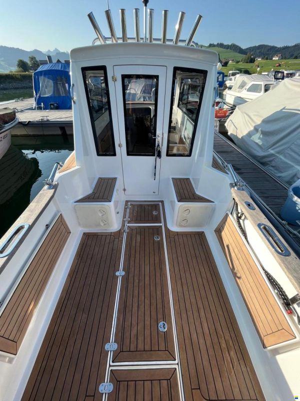 The Captains Fisher 660