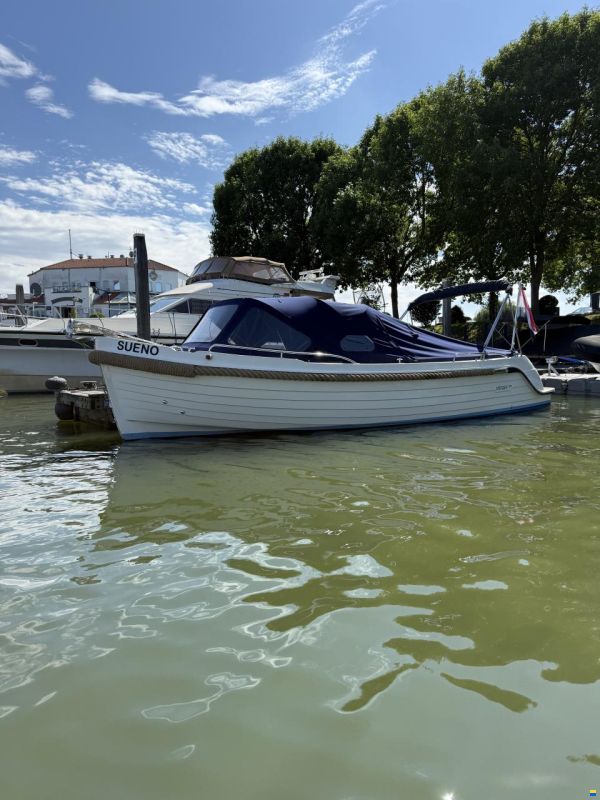 Interboat Intender 760 Sloep