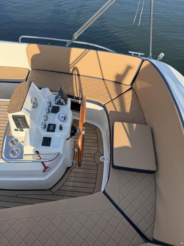 Interboat Intender 760