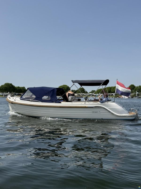 Interboat Intender 760