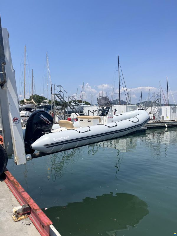 Bombard Sunrider 650 NEO