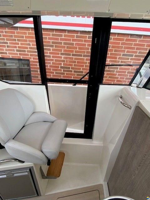Quicksilver 705 Pilothouse m/Mercury F225 hk V6