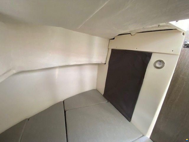 Quicksilver 705 Pilothouse m/Mercury F225 hk V6