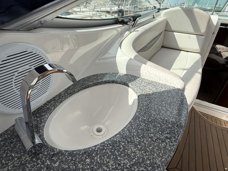 Chaparral 270 Signature