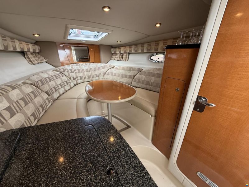 Chaparral 270 Signature
