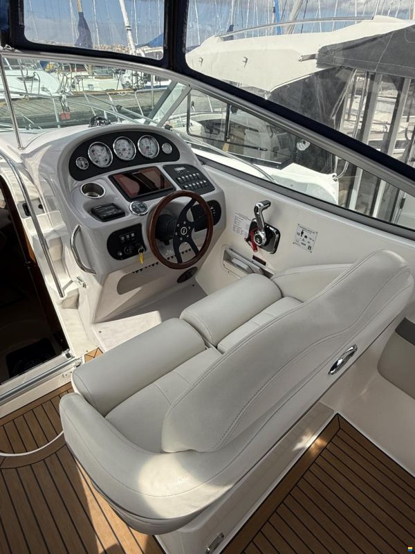 Chaparral 270 Signature