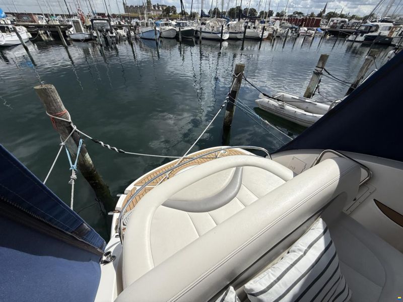Chaparral 270 Signature