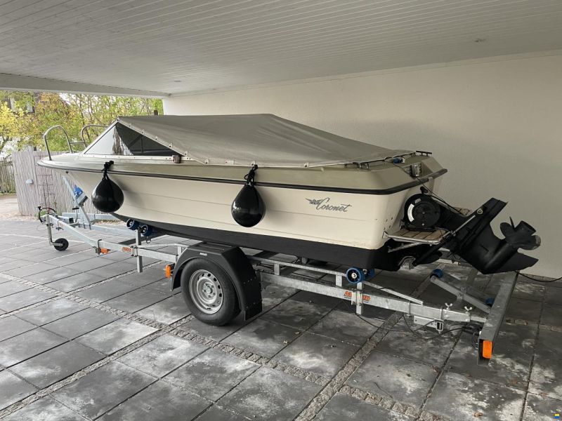 Coronet 17 Runabout