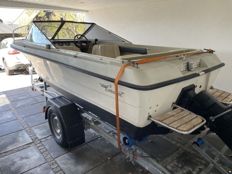 Coronet 17 Runabout