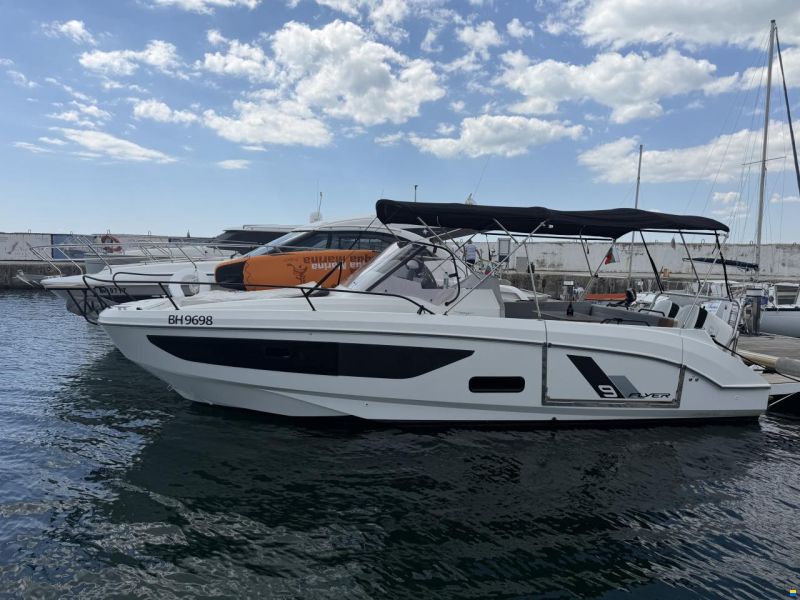 Beneteau Fleyr 9 Sundeck