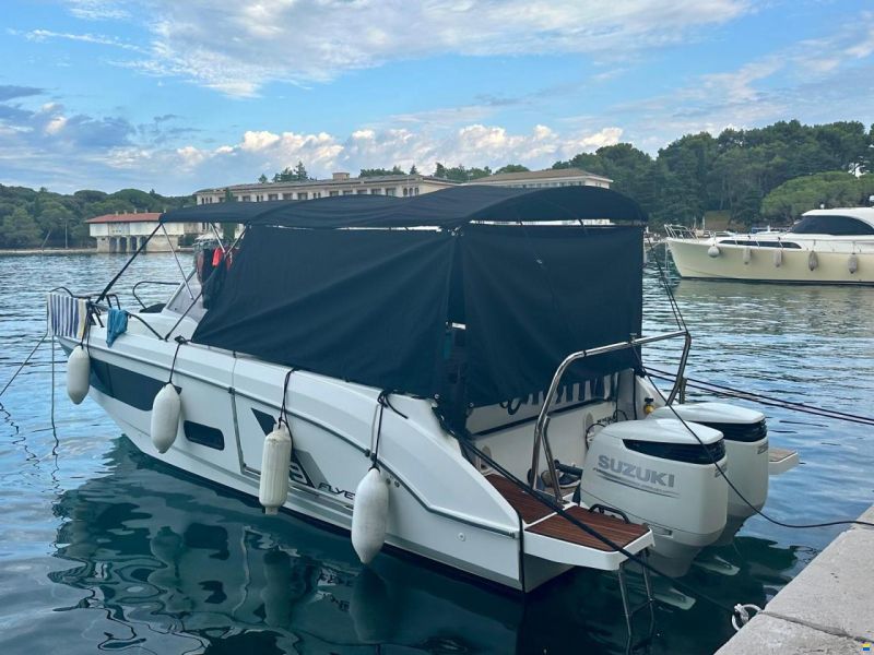 Beneteau Fleyr 9 Sundeck