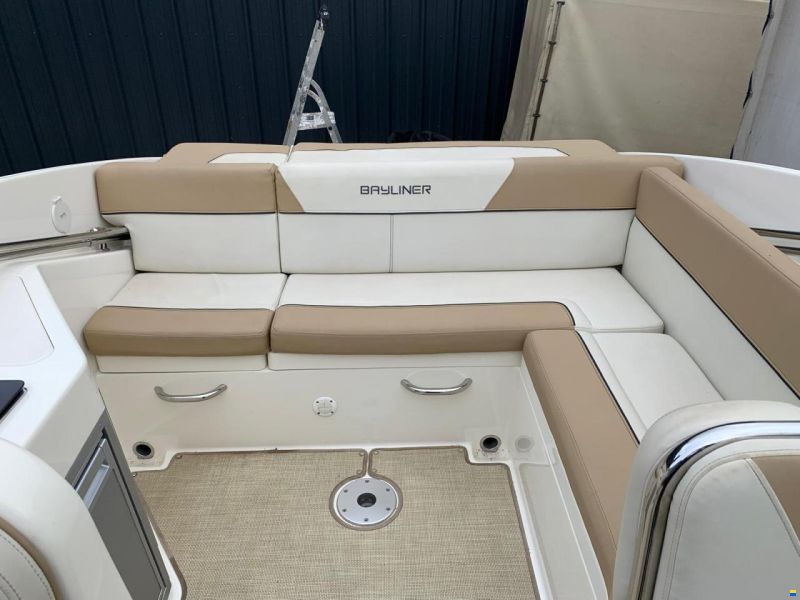Bayliner 742 Cuddy