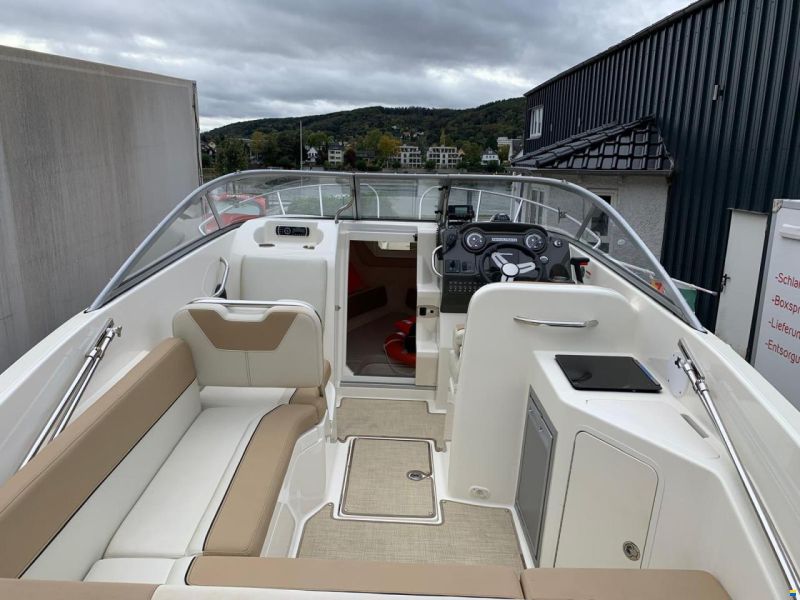 Bayliner 742 Cuddy