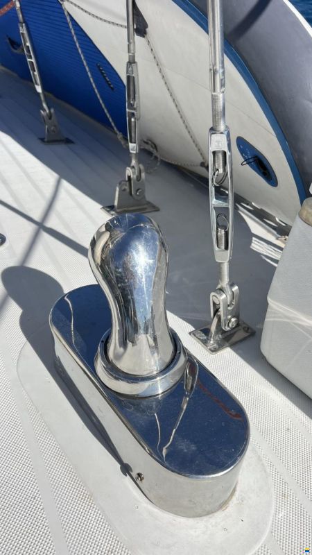 North Wind Mistral 40