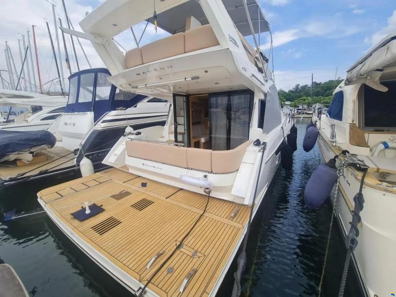 Galeon 420 fly