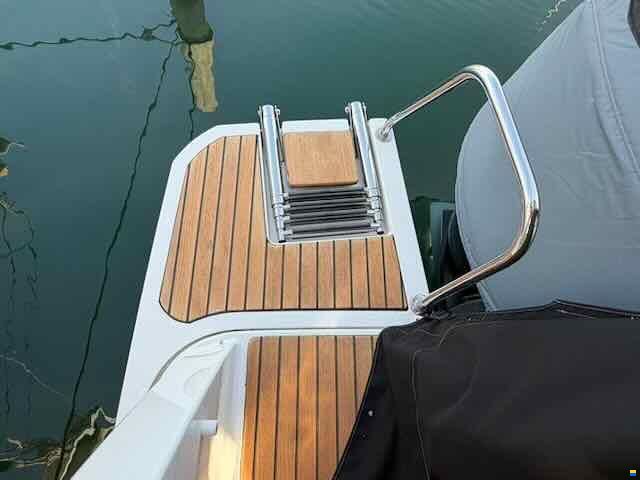 Jeanneau Merry Fisher 895