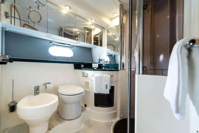 Fairline Squadron 56
