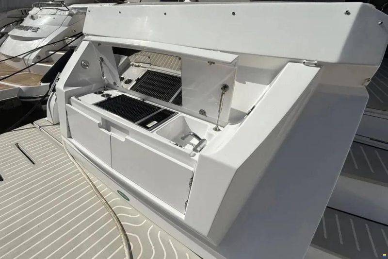 Azimut Atlantis 51