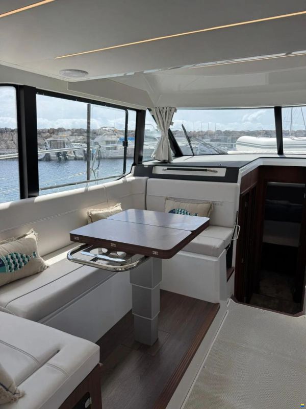 Beneteau Antares 12 Fly