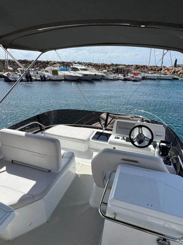 Beneteau Antares 12 Fly