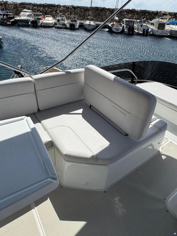 Beneteau Antares 12 Fly