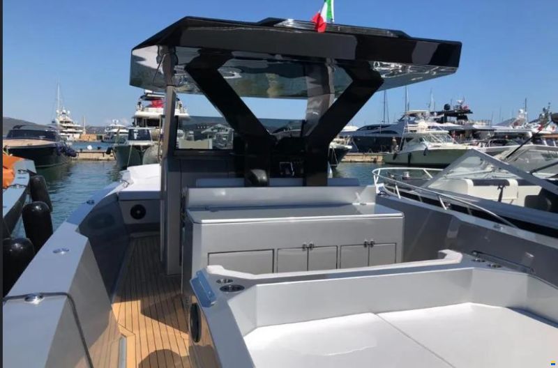 Reale Heritage 40
