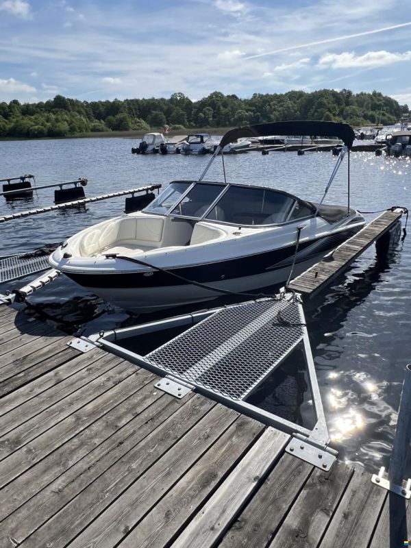 Maxum 1800 SR3