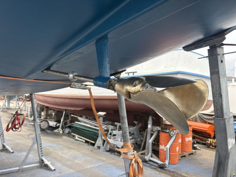Elan 40