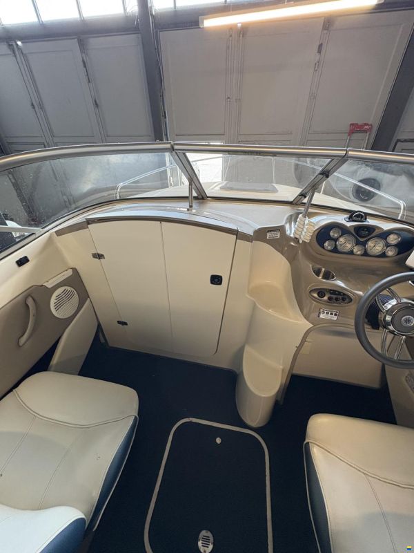 Bayliner 212 Capri