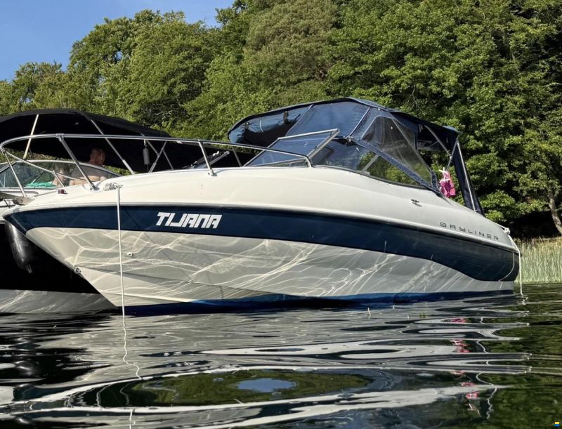 Bayliner 212 Capri