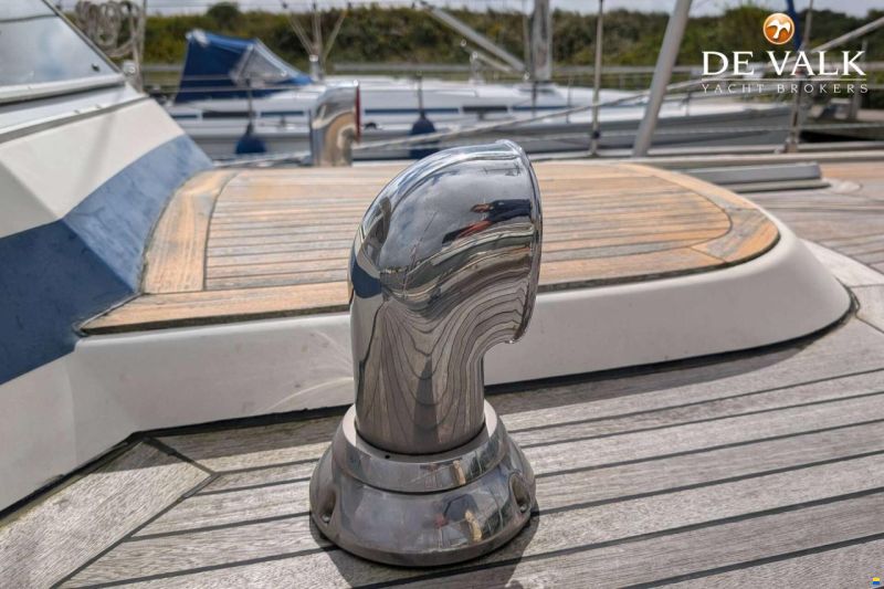 Hallberg-Rassy 42 E