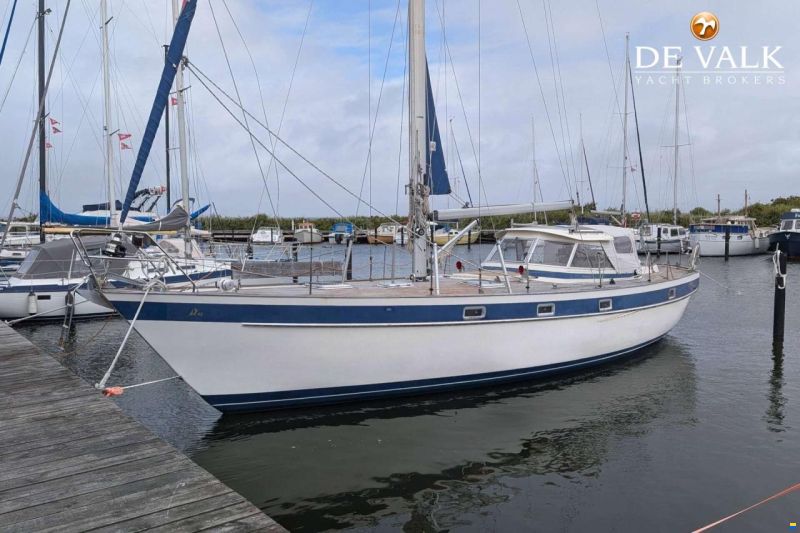 Hallberg-Rassy 42 E