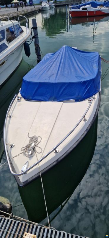 Nuova Fiberglass Flight