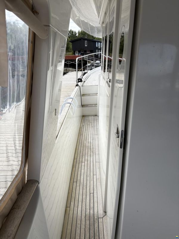 Beneteau Swift Trawler 42