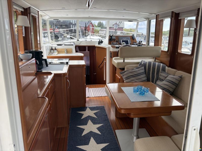 Beneteau Swift Trawler 42