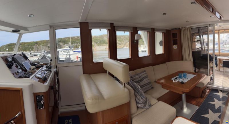 Beneteau Swift Trawler 42