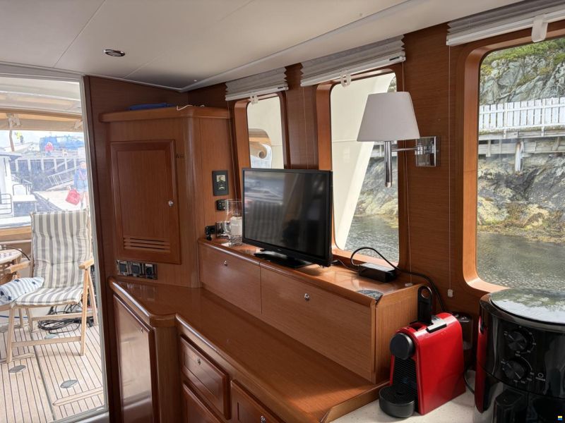 Beneteau Swift Trawler 42
