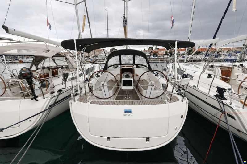 Bavaria Cruiser 37