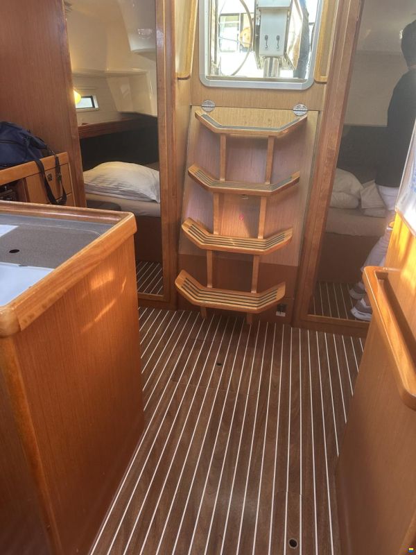 Bavaria Cruiser 37