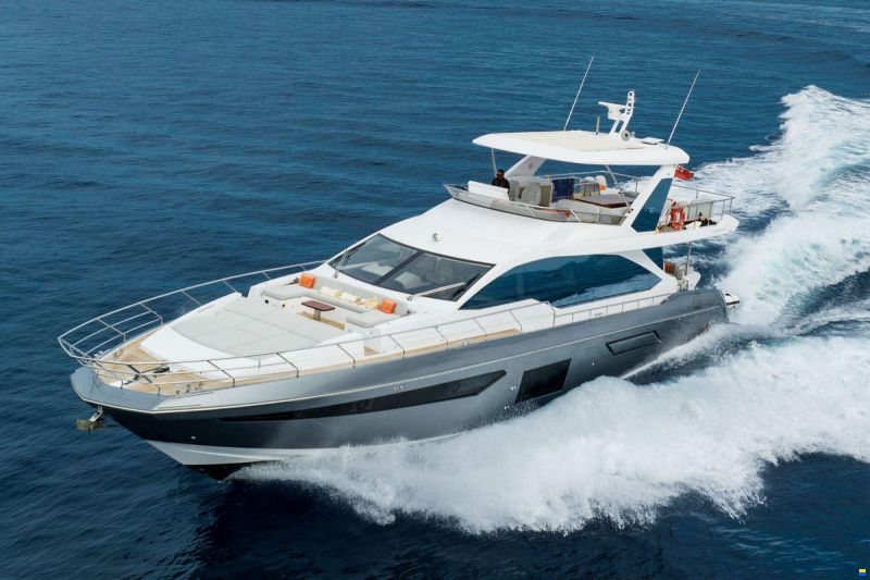 Azimut 72