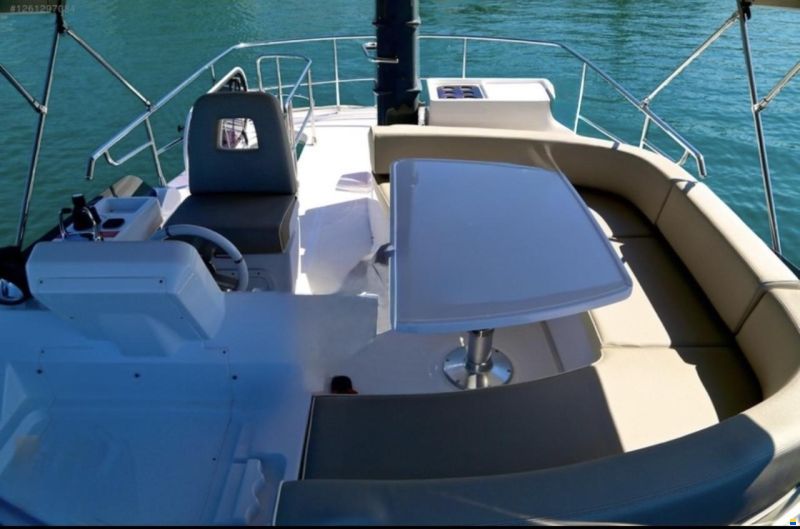 Azimut Grande 25