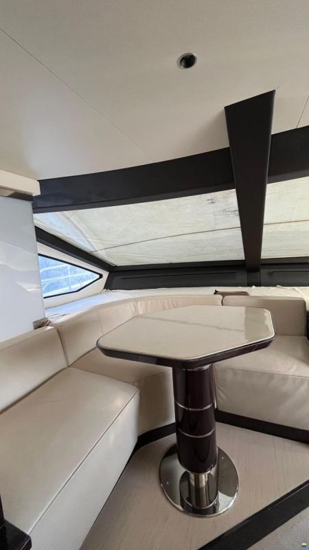 Azimut Grande 25