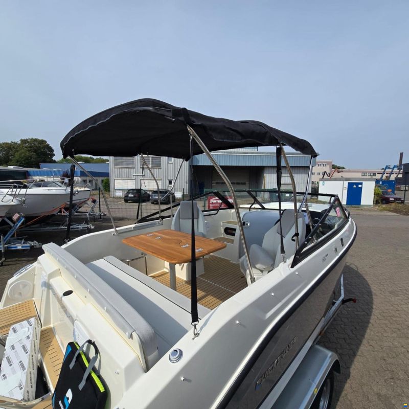 Quicksilver 605 Cruiser Deluxe + F115XL CT