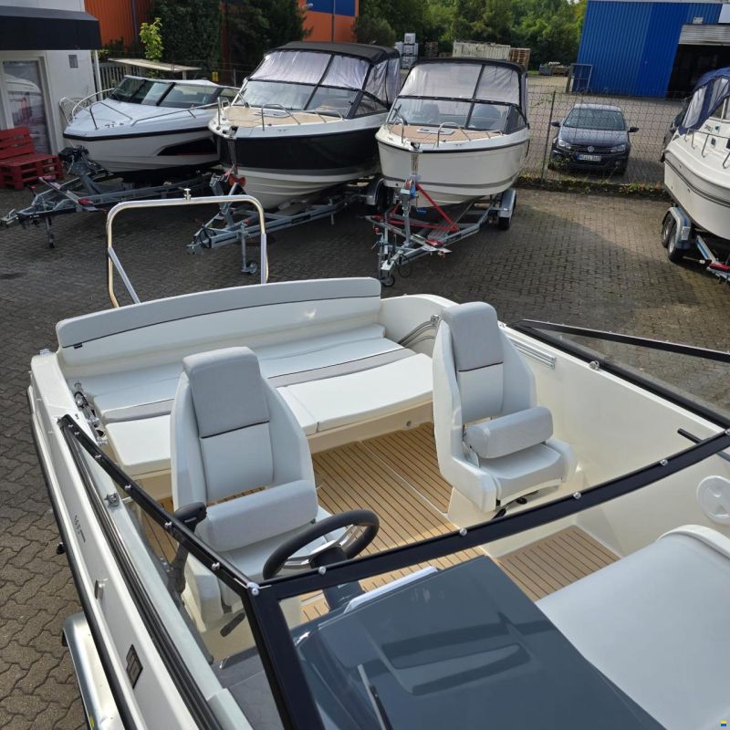 Quicksilver 605 Cruiser Deluxe + F115XL CT