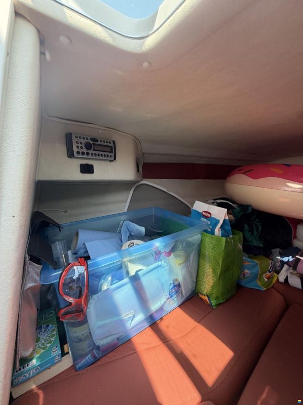 Sea Ray 220 SSE